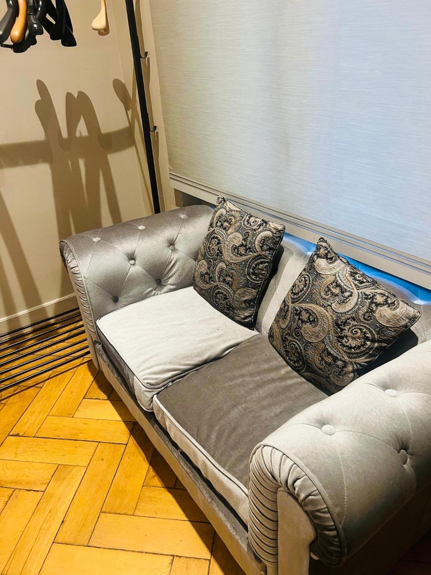 Tour Eiffel Montaigne Appartement *